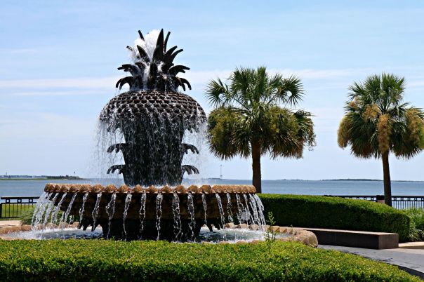 Charleston SC Pineapple Fountain on Stronglikemycoffee