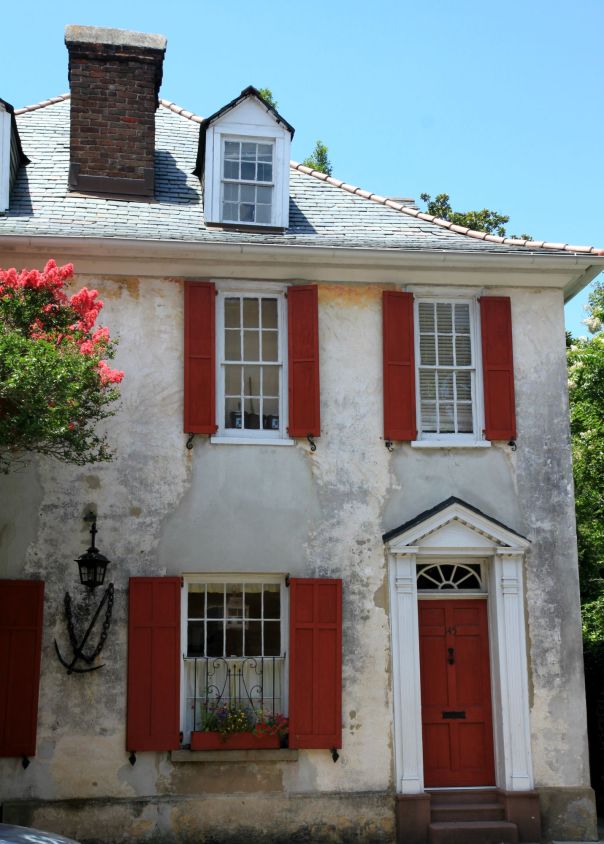 Historic Charleston Home on Stronglikemycoffee.com